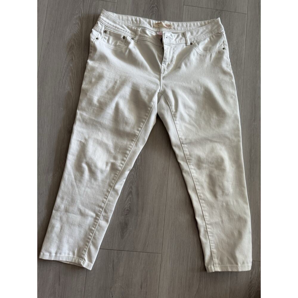 No Boundaries Pants 13
